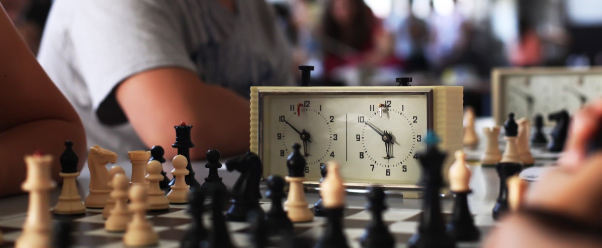 【读书心得】我最喜欢的一本国际象棋书《卡斯帕罗夫妙局精萃》